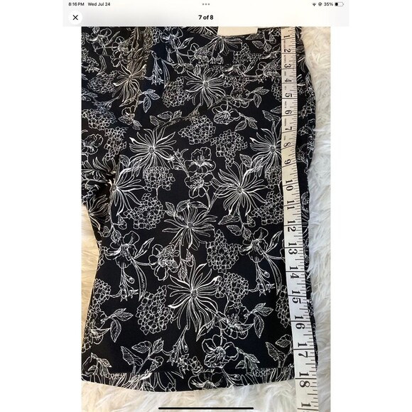 Elaine Rose Classic Fit Bermuda Short Womens Sz 8 Black & White Floral NEW - Picture 6 of 7